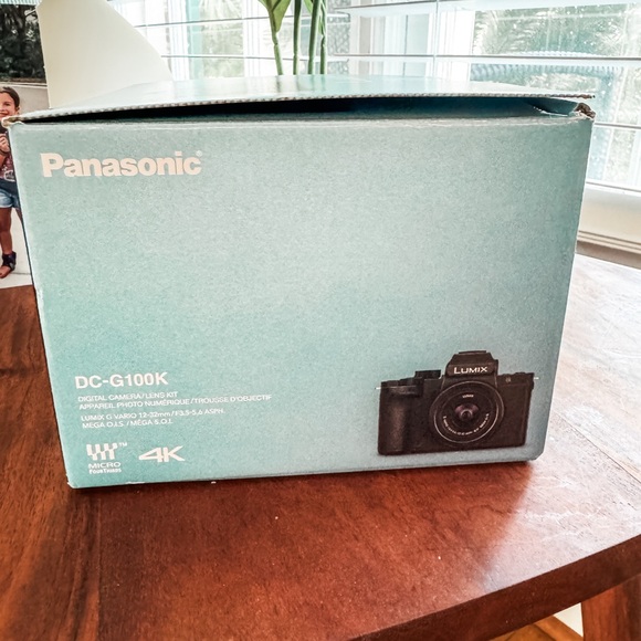 Panasonic LUMIX G100 4k Mirrorless Camera for Photo and Video, with 12-32mm Lens - Picture 2 of 10